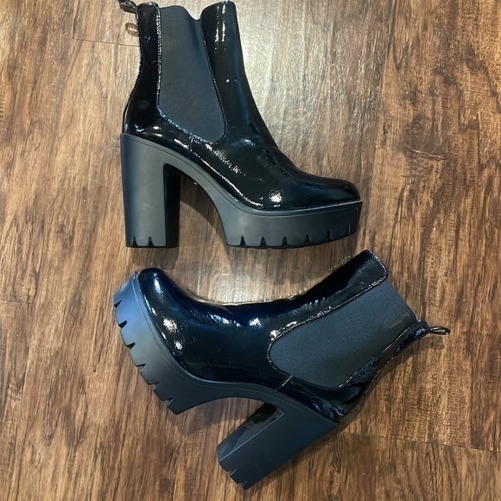 Seychelles Gracie Patent Leather Platform chunky ankle goth Boot 10